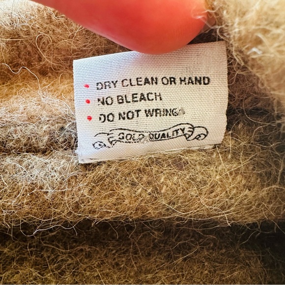 Alpaca Wool Fur Cape Poncho Cover XS - Picture 8 of 8